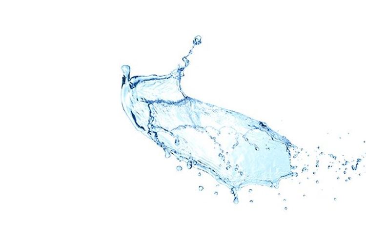 水滴Water on a white background