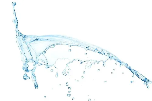 水滴Water on a white background