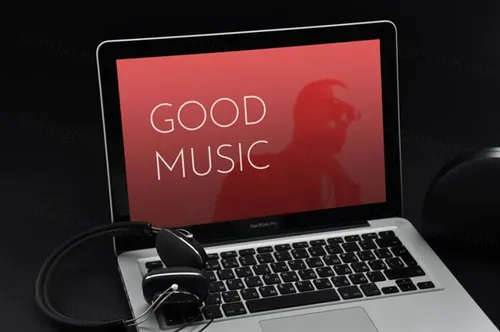 音乐主题耳机音箱电脑显示设备贴图PSD样机模型Good Music Inc 08