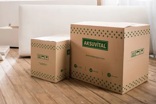 快递包装箱贴图展示模版 Packaging Box PSD Mockup