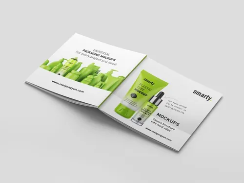 画册手册贴图展示模版 Square brochure with hard edge mockup