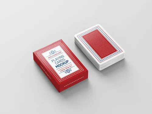 扑克牌魔术牌品牌设计提案样机PSD模板 Playing cards mockup
