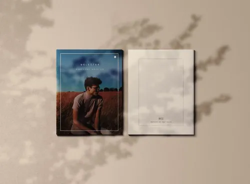 美国信件宣传册封面样机US Letter Brochure Cover Mockup with Shadow