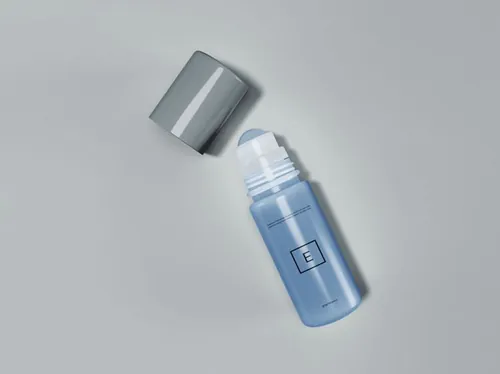 滚珠香水瓶外观设计效果图样机  Rollerball Perfume Mockup