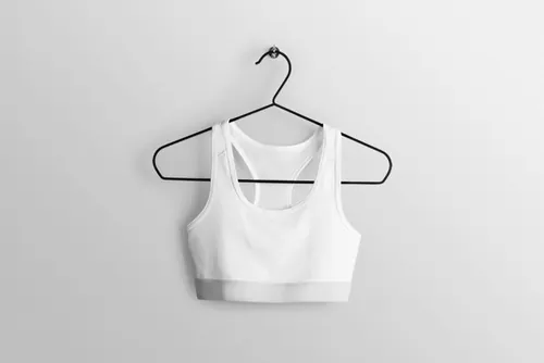 女式超短运动文胸Bra瑜伽上衣装设计品牌提案样机PSD模板 Mockup clothing