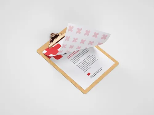 菜单设计提案样机PSD模板 Clipboard mockup