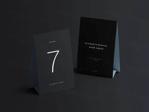2个简约的餐桌桌面台卡设计样机PSD模板 Twin Vertical Table Tents Mockup (PSD)