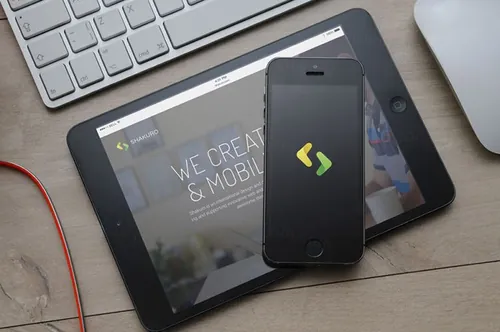 iPhone手机模型PSD贴图模板4 iPhone Mockups