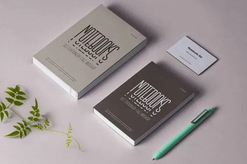 一套两个psd笔记本样机和文具  Psd Notebook Stationery Mockup