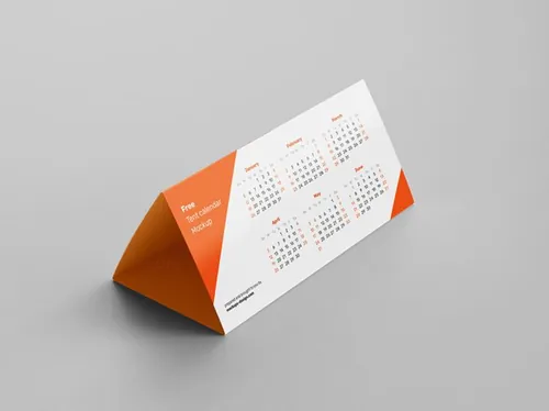 DL帐篷三角日历设计展示样机PSD模板 DL tent calendar mockup