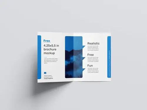 双折页宣传小册子传单设计提案样机PSD模板 Bifold Brochure Mockup