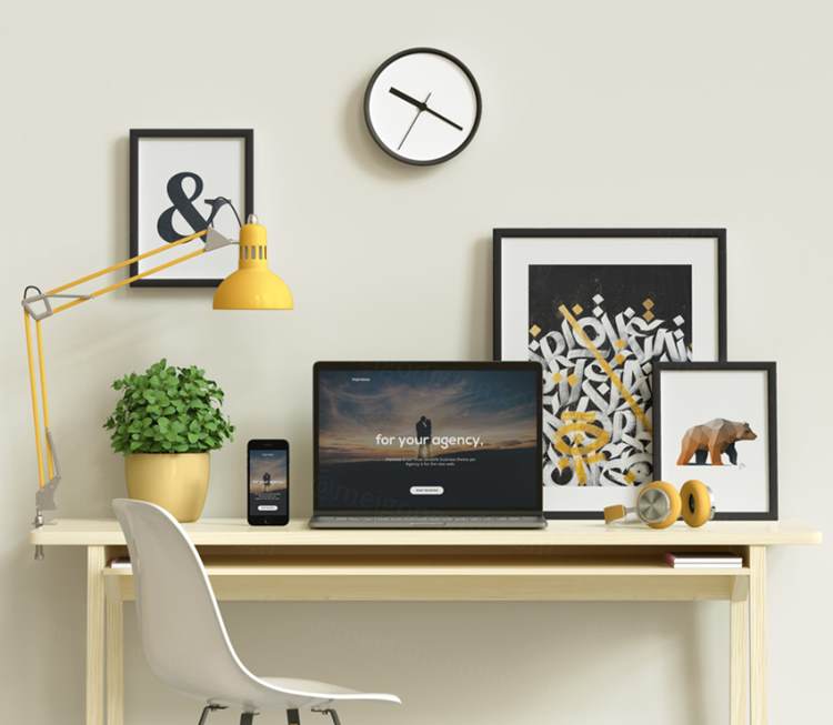 iPhone和MacBook Pro工作区桌子psd展示样机 Macbook Workspace Desk Psd Mockup