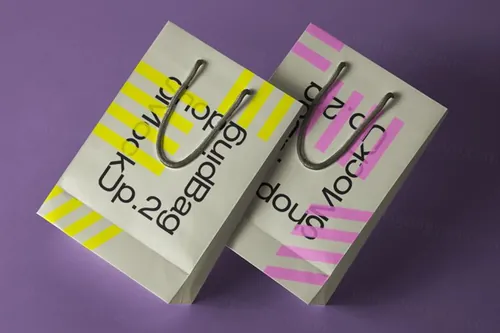 一套两个用高品质纸板制成的psd购物袋样机 Psd Shopping Bag Mockup Set
