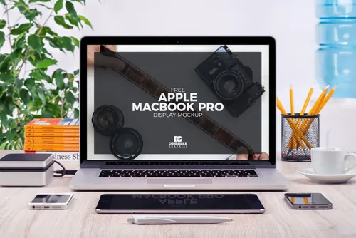 办公室场景网页网站展示PSD贴图模板Apple MacBook Pro Display Mock-up Psd