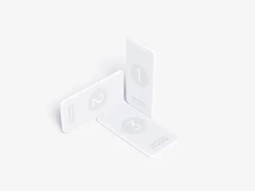 苹果手机白模UI界面贴图样机模板免费下载 Three iPhone Clay Mockup