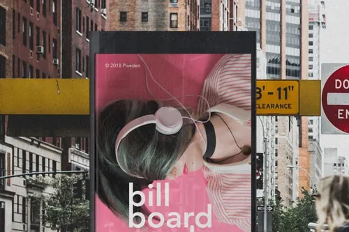 城市户外广告牌/海报样机 Psd Vertical Billboard Mockup