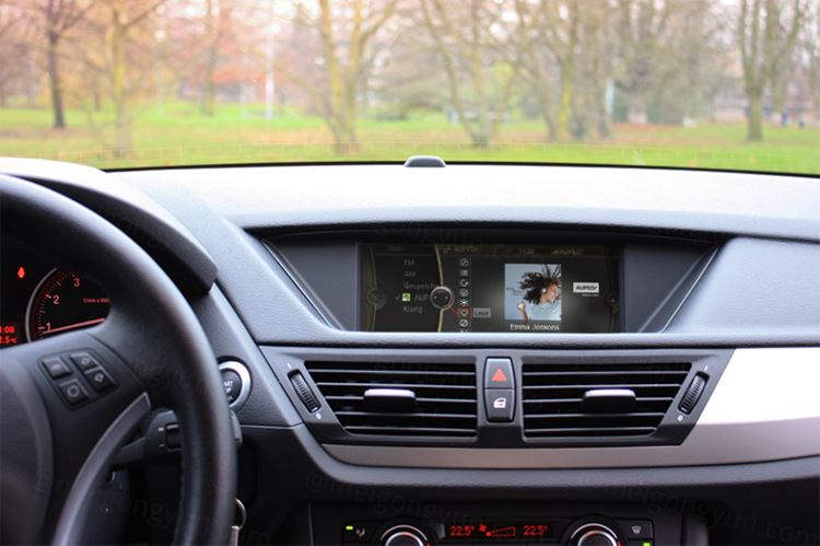 7个场景汽车导航模型7 PSD Car Navigation Mockup