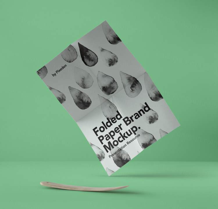 一个原始的折叠纸psd样机 Folded Psd Paper Brand Mockup