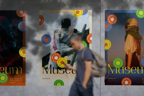 户外墙体宣传印刷广告贴图展示样机模板 Wall Poster