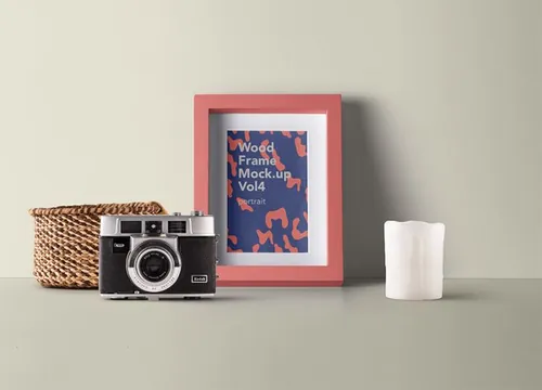 靠在墙上的现代肖像psd木结构样机 Psd Wood Frame Mockup Vol4