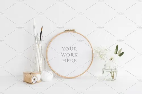 高端圆形INS风相框样机模板 Modern embroidery hoop mockup