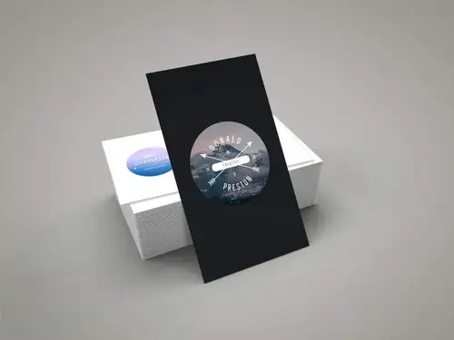 优雅时尚的一款名片模型PSD贴图模板Business Card Mockup 样机模版
