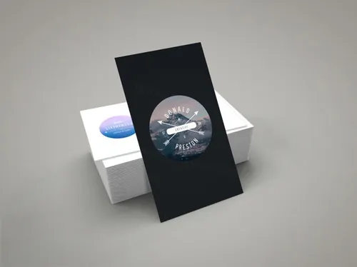 优雅时尚的一款名片模型PSD贴图模板Business Card Mockup