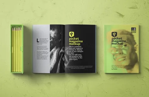 小文摘杂志样机 Small Digest Magazine Mockup Psd