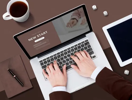 办公场景mac book苹果笔记本屏幕UI展示贴图样机