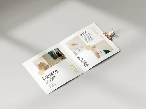 折叠方形小册子宣传册设计提案样机PSD模板 Folded Square Brochure Mockup