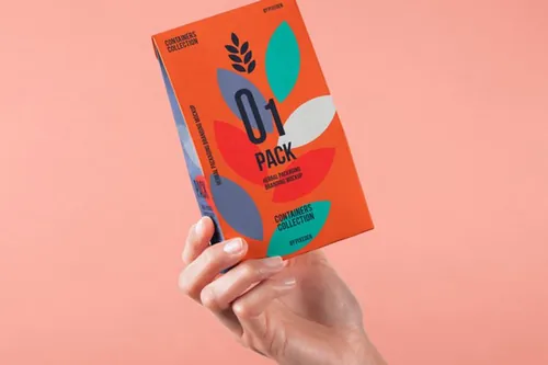 手持茶袋咖啡纸袋包装设计提案展示样机模板 Hand Hold