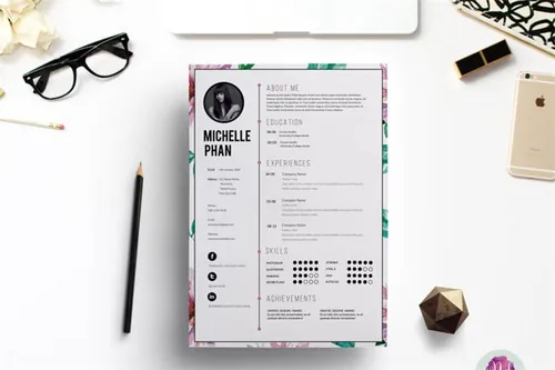 时尚专业简历模板 Floral CV template