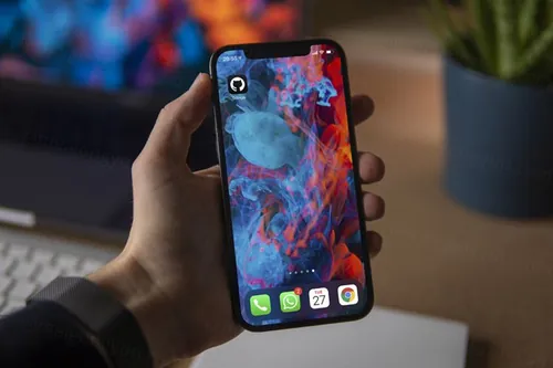 最新苹果手机UI样机APP设计提案贴图样机模板 iPhone 12 Pro mockup