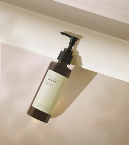 简约按压式化妆品包装设计提案样机PSD模板 Minimalistic Cosmetics Bottle Mockup