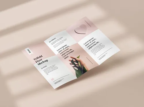 三折页DL传单设计样机PSD模板 Tri-fold DL Flyer Mockup