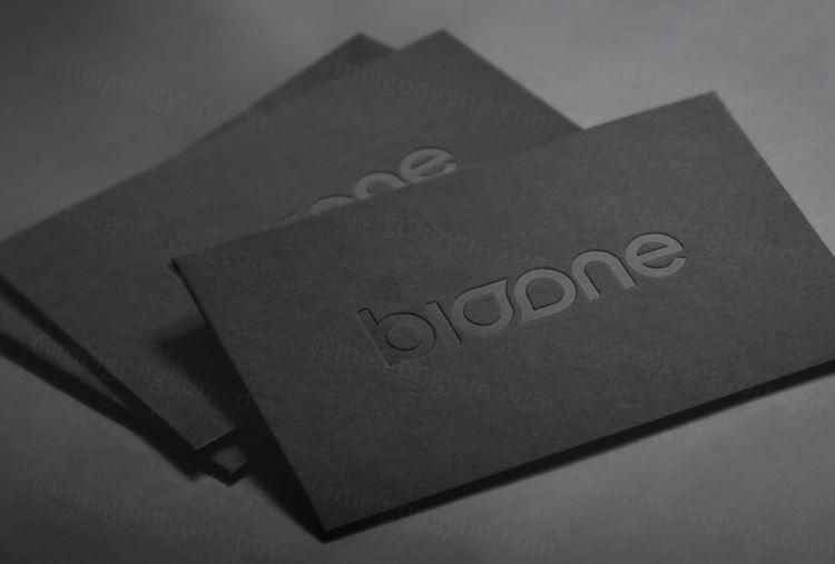 LOGO Mockup 黑色压印贴图高品质智能PSD样机效果图