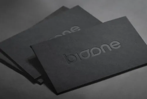 LOGO Mockup 黑色压印贴图高品质智能PSD样机效果图