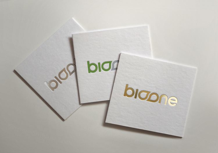 LOGO Mockup 烫金压印贴图高品质智能PSD样机效果图