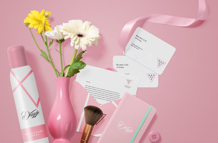 鲜花花瓶实体模型场景Mockup Scene With 8 Customizable Objects