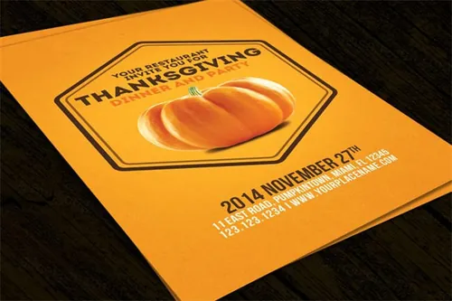 极简主义感恩节宣传海报模板Thanksgiving Flyer Template