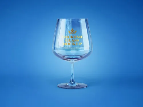 餐厅酒吧鸡尾酒透明玻璃杯高脚杯品牌包装设计样机PSD模板 Cocktail glass mockup