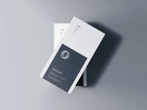 带有标签的盒子包装设计贴图展示样机模板 Labeled Box Mockup