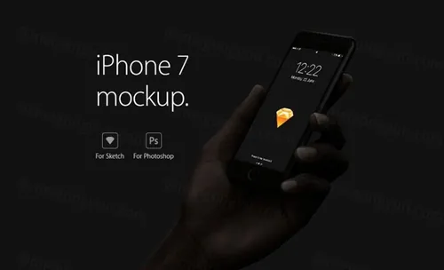 iPhone7模型PSD贴图模板iPhone 7 in Hand Mockup