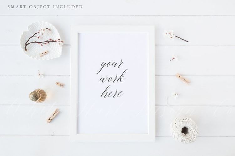 花卉画框样机模型 Beauty floral A4 frame