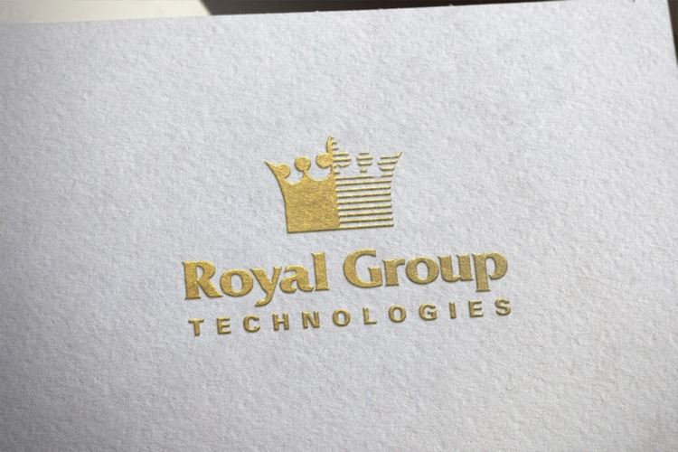 黄冠奢华风格logo样机下载（PSD）