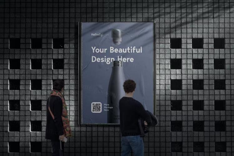 户外街头铁锈的展架海报广告牌设计贴图展示样机PSD模板 Wa