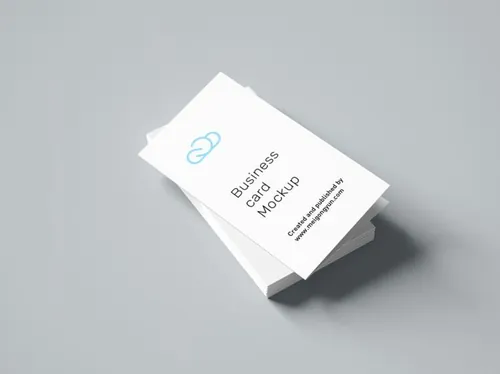 折叠样式名片设计贴图展示样机PSD模版 Folded business card mockup / 90x50 mm