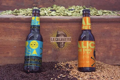 啤酒模型PSD贴图模板Black  Tan Beer Mockup