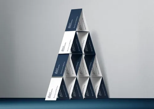 名片堆叠模型PSD贴图模板Dark Elements / Business cards / House of cards mockup