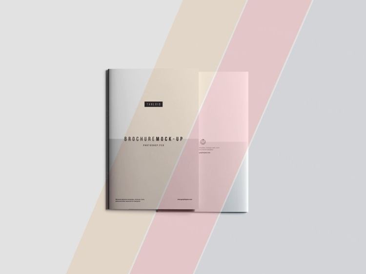 完美简单的多角度画册设计展示模型（Mockup）PSD模板